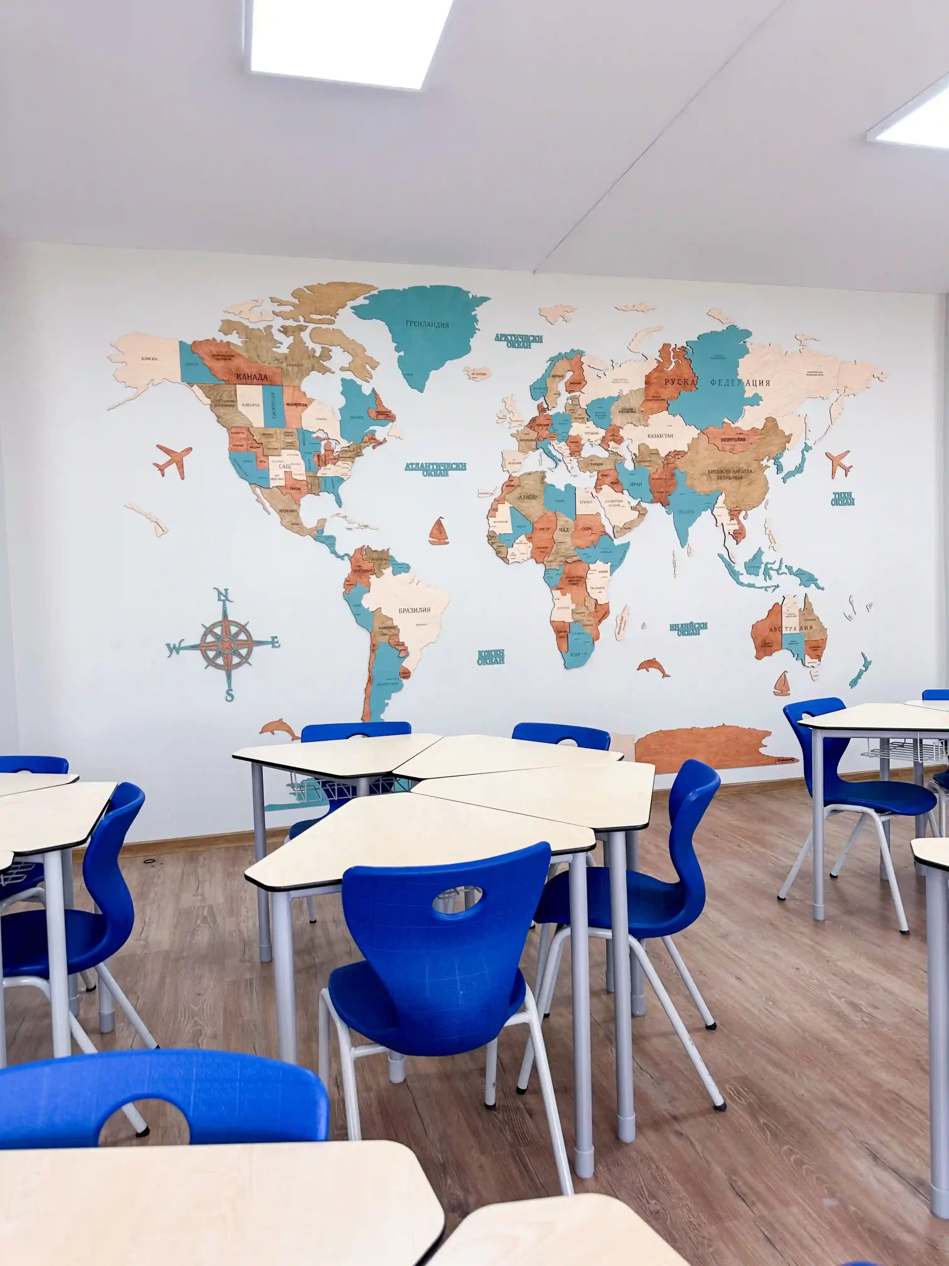 Дървена 3Д карта на света FLOW